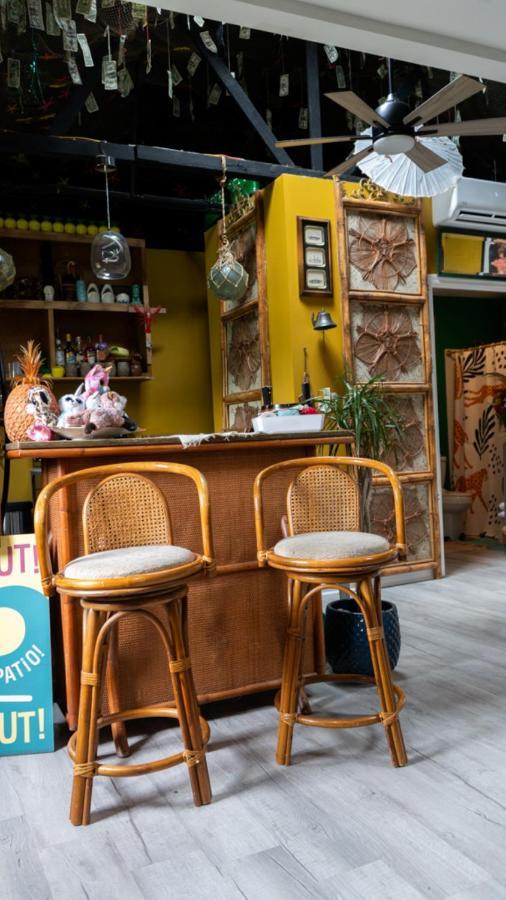 Villa Tropical Tiki Hut à Louisville-Jefferson County Extérieur photo